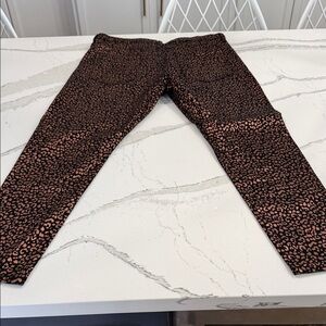 Banana Republic Mid Rise skinny ankle Leopard Metallic Denim Size 32
